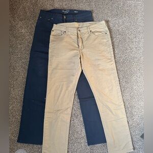 Banana Republic Navy and Tan travel Jeans